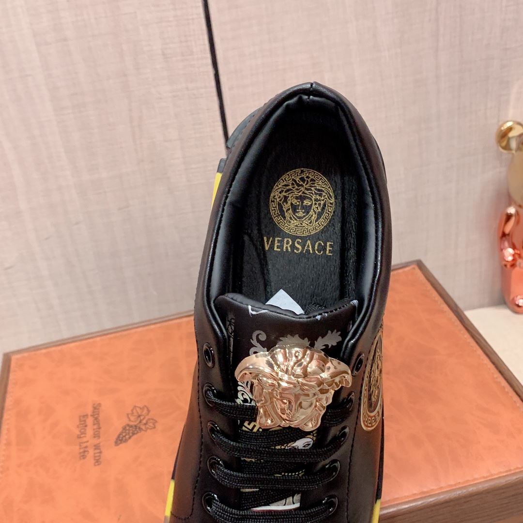 Versace Low Shoes